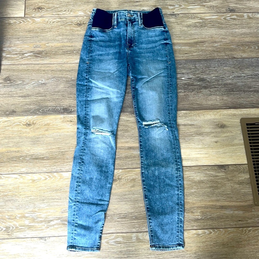Good American Women's Skinny Jeans — Medium Blue with Dark Navy Waist Panels